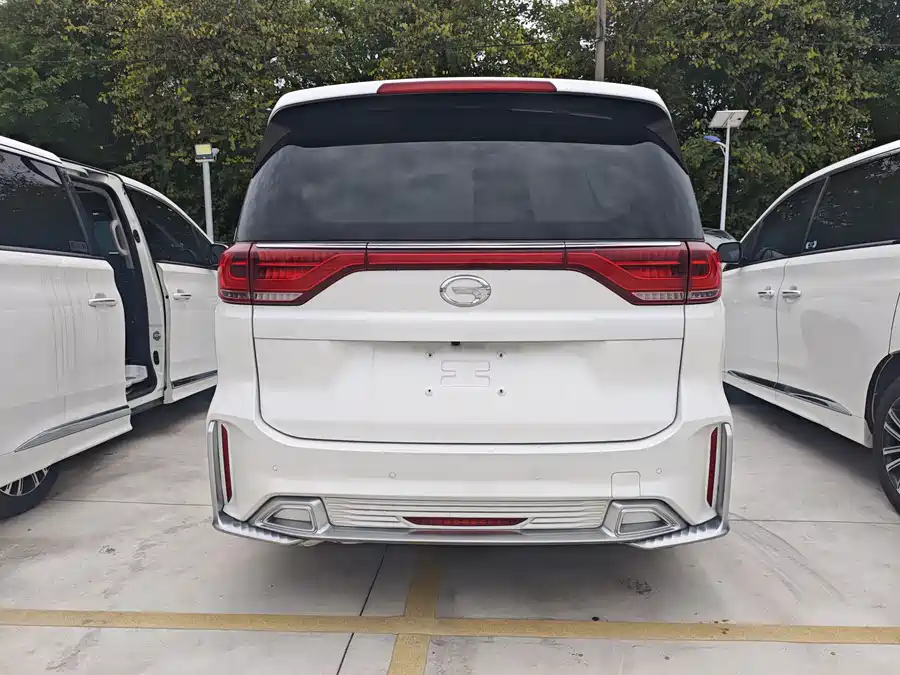 GAC Trumpchi M8