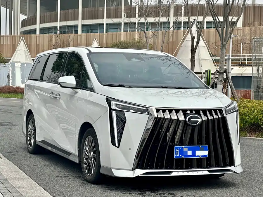 GAC Trumpchi M8