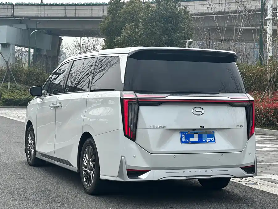 GAC Trumpchi M8