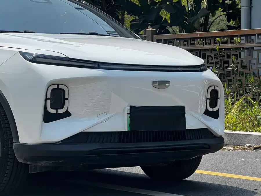 Geely E firefly