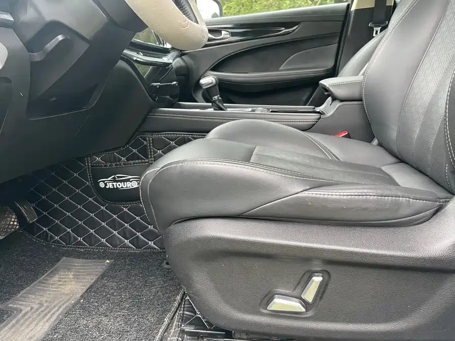Jetour X90