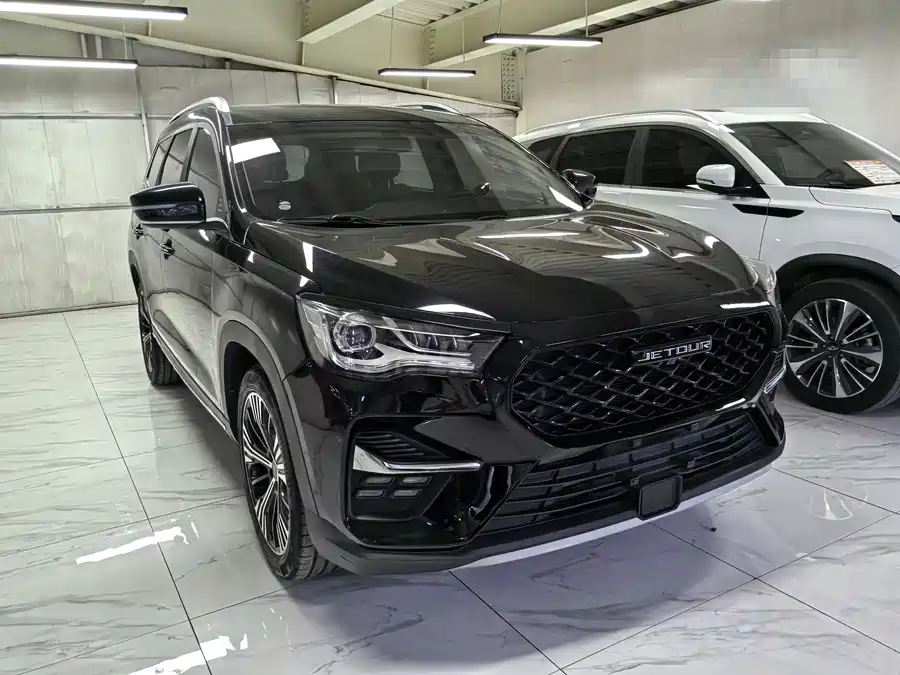 Jetour X90