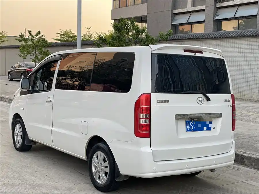 JAC Refine Ruifeng M3