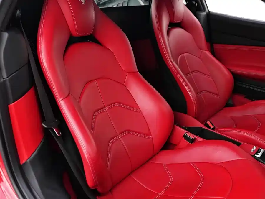 Ferrari 488