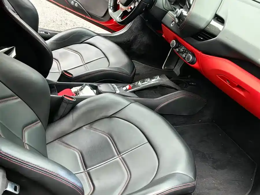 Ferrari 488