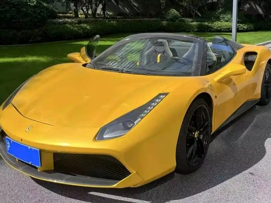 Ferrari 488