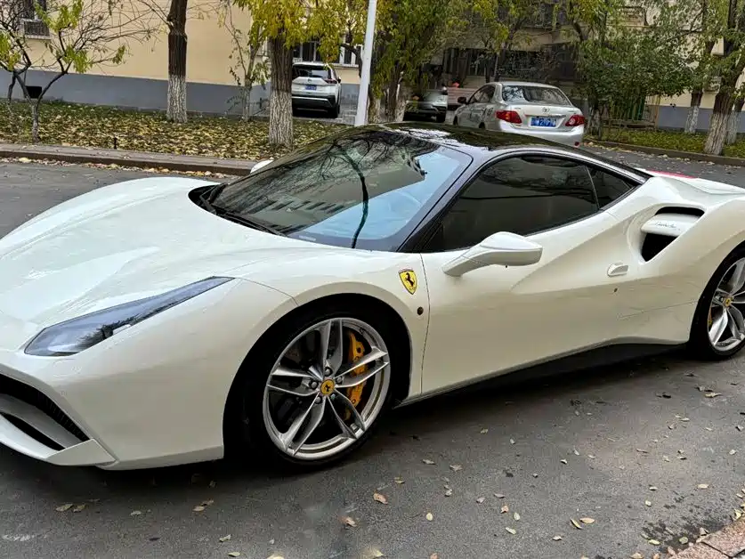 Ferrari 488