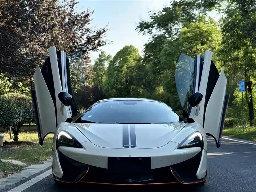 McLaren 570