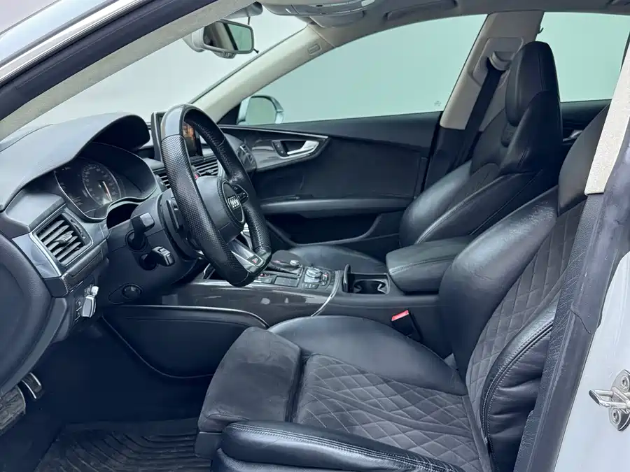 Audi S7