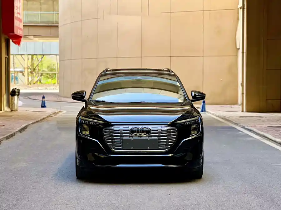 Audi Q5 e-tron