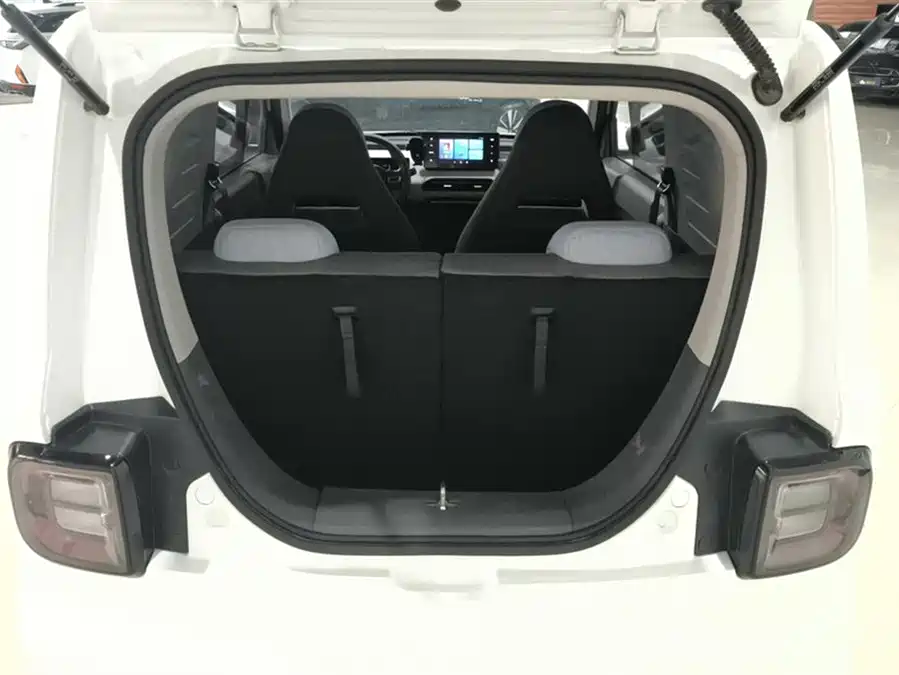 Geely Panda