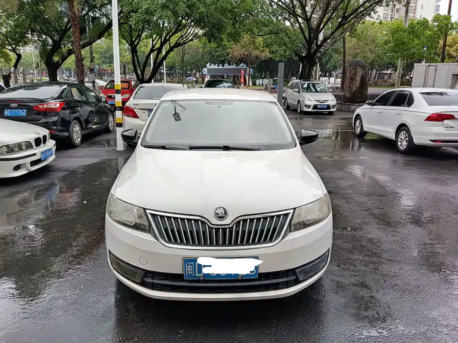 Skoda Rapid
