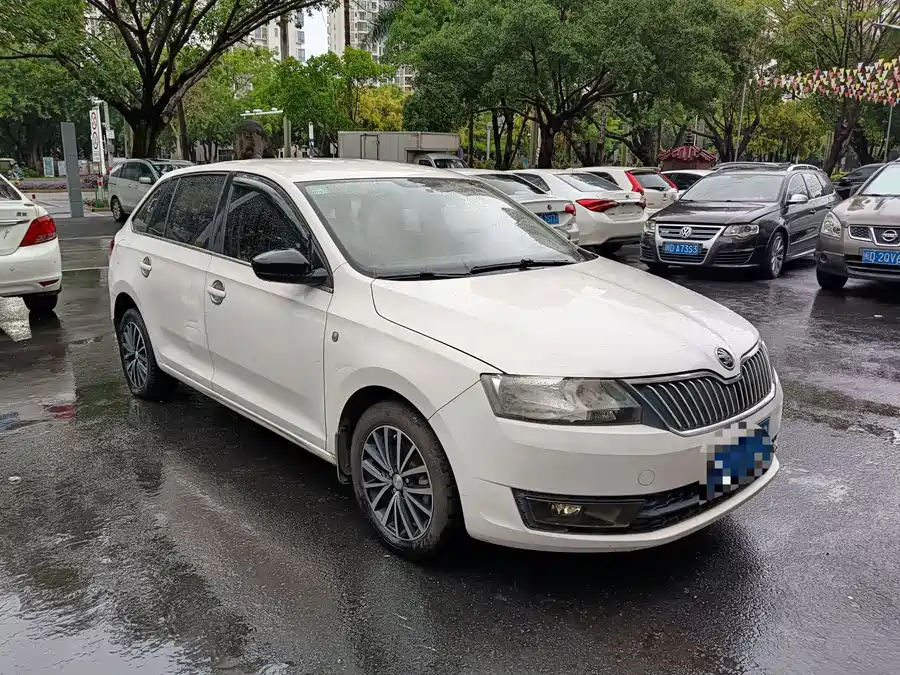 Skoda Rapid