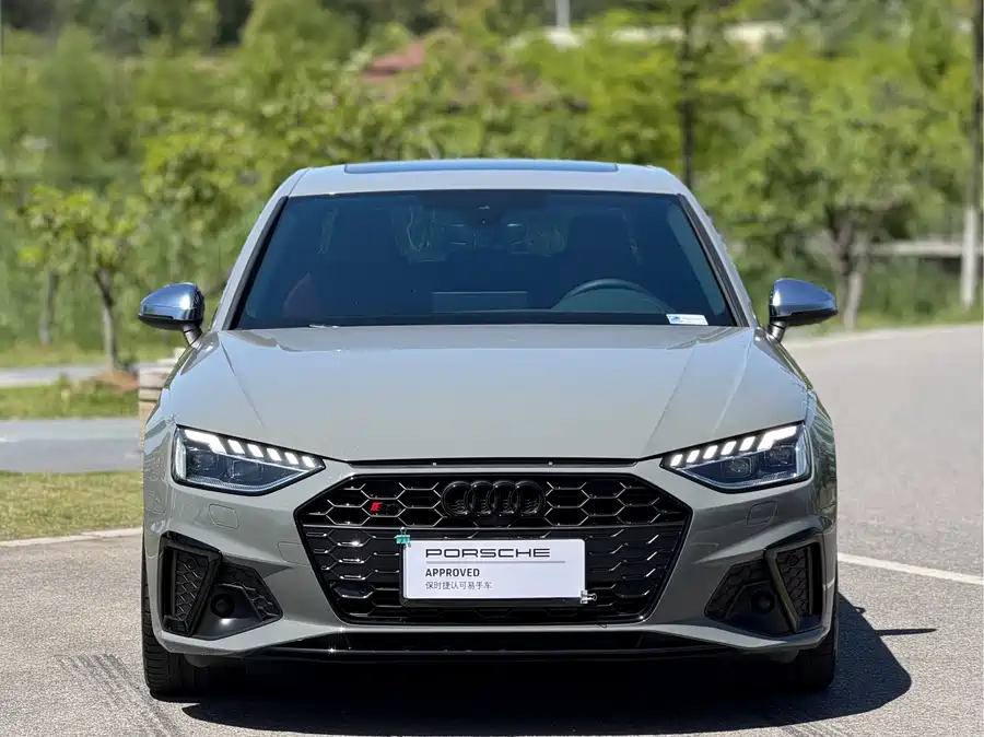 Audi S4