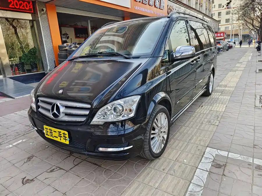 Mercedes Benz Viano