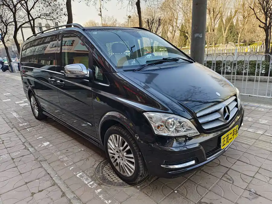 Mercedes Benz Viano