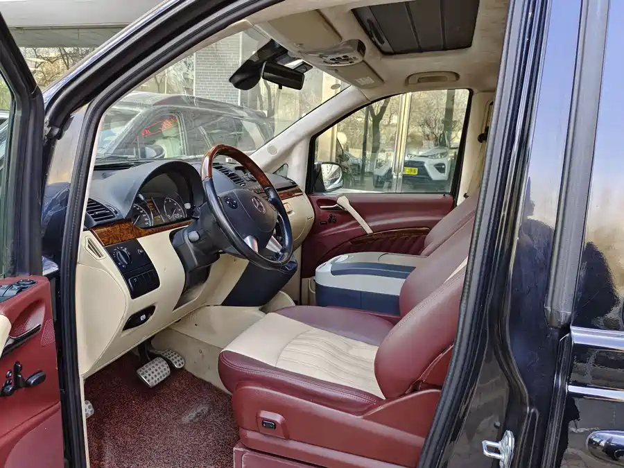 Mercedes Benz Viano