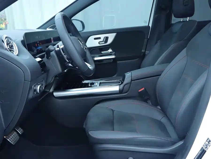 Mercedes Benz GLA AMG