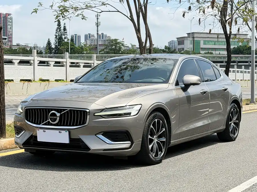 Volvo S60