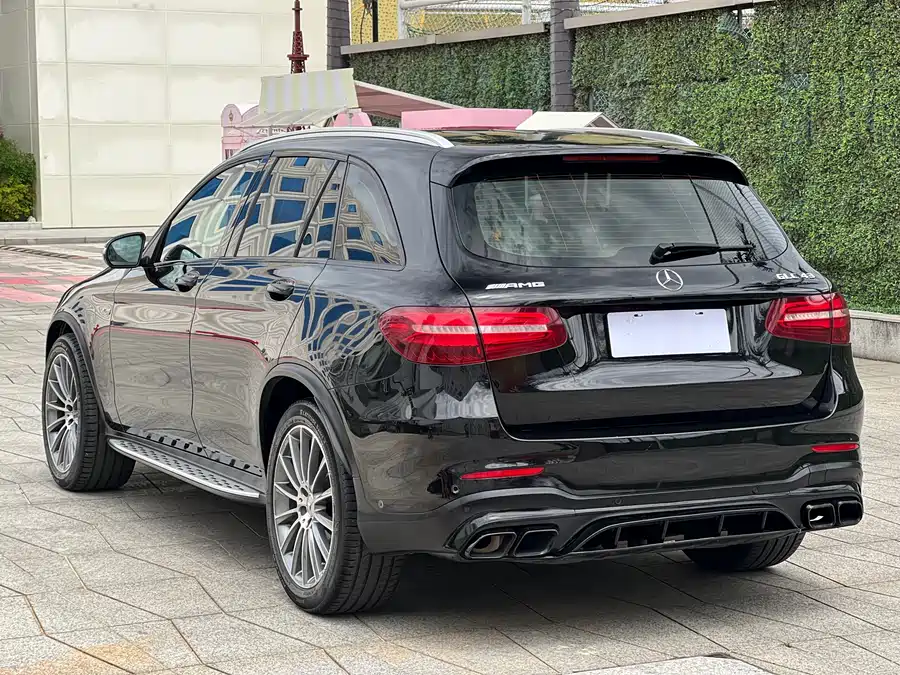 Mercedes Benz GLC AMG