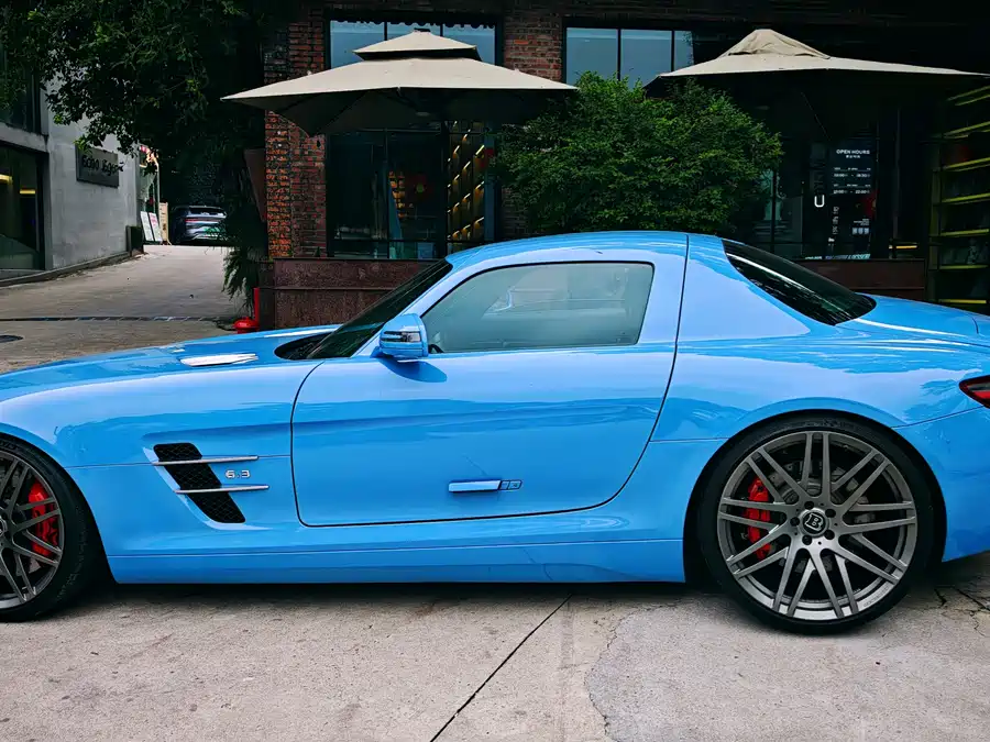Mercedes Benz SLS-Class AMG