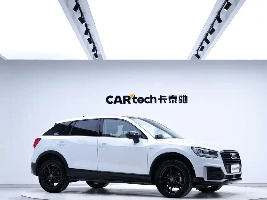 Audi Q2L