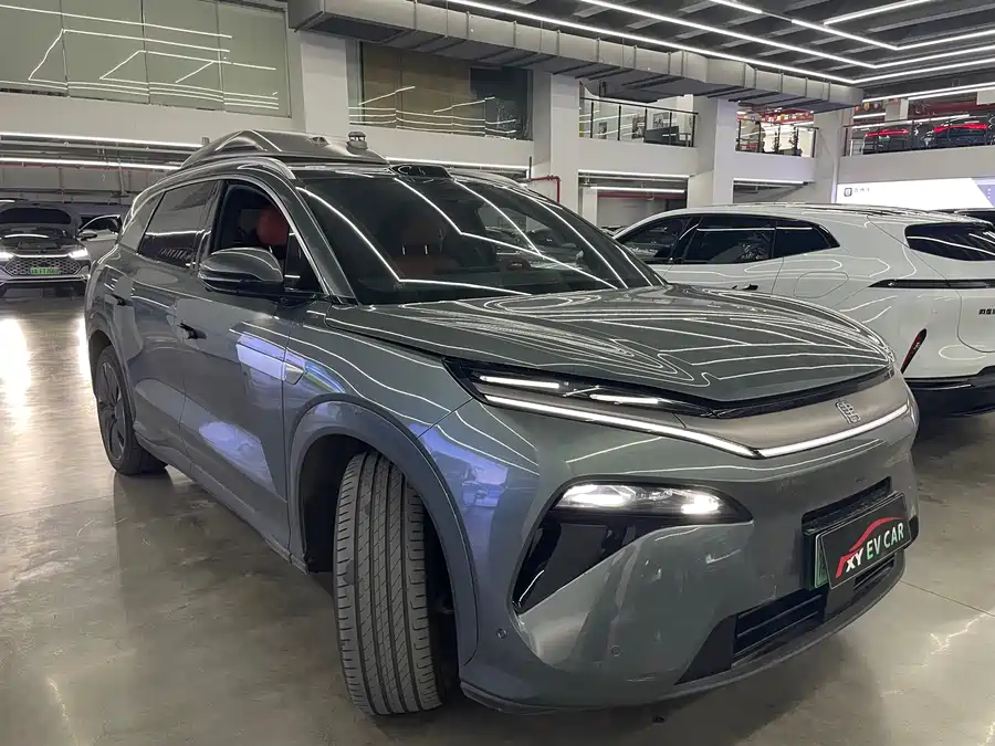 BYD Tang L