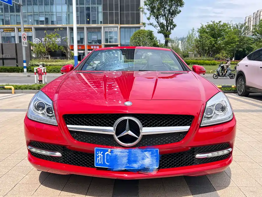 Mercedes Benz SLK-Class