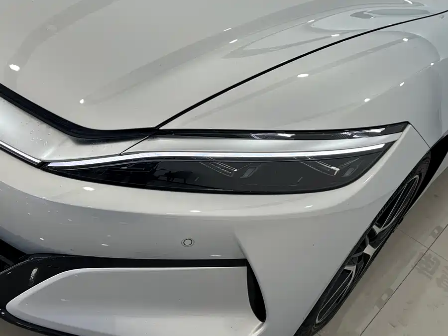 BYD Han L
