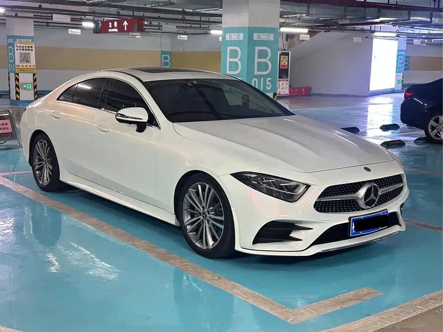 Mercedes Benz CLS
