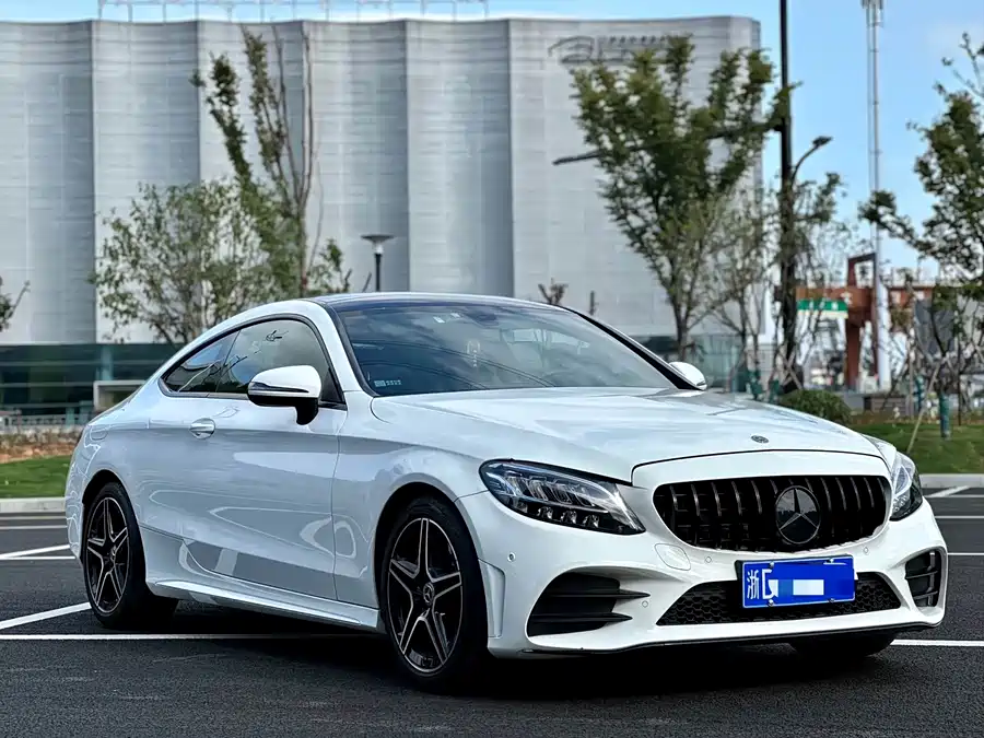 Mercedes-Benz C-Class