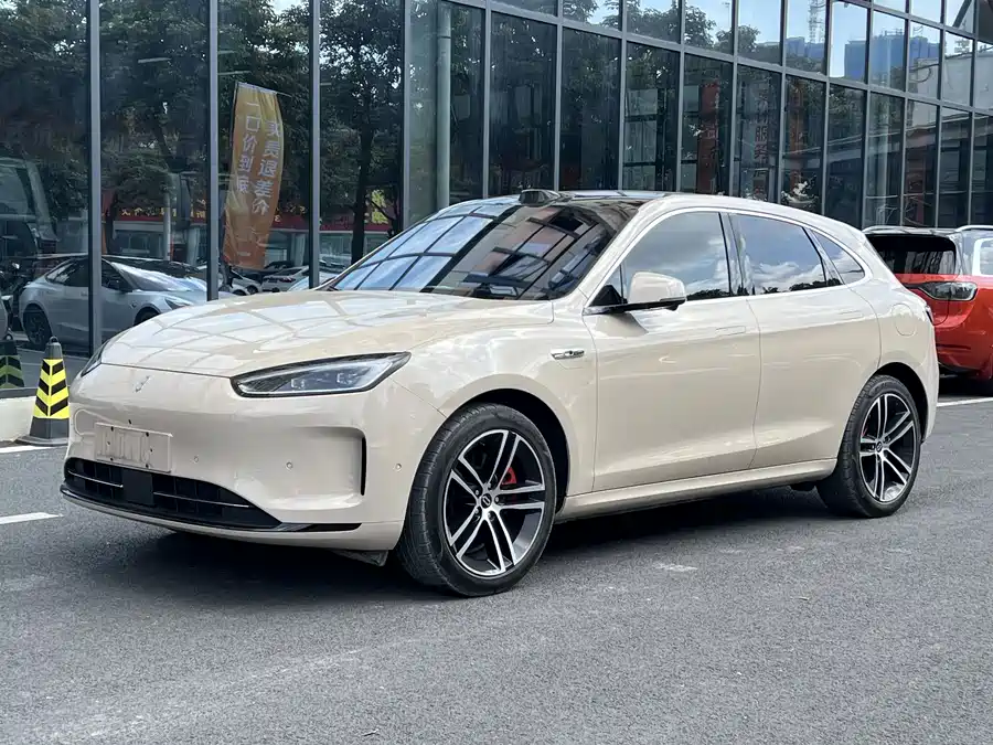 AITO Wenjie M5