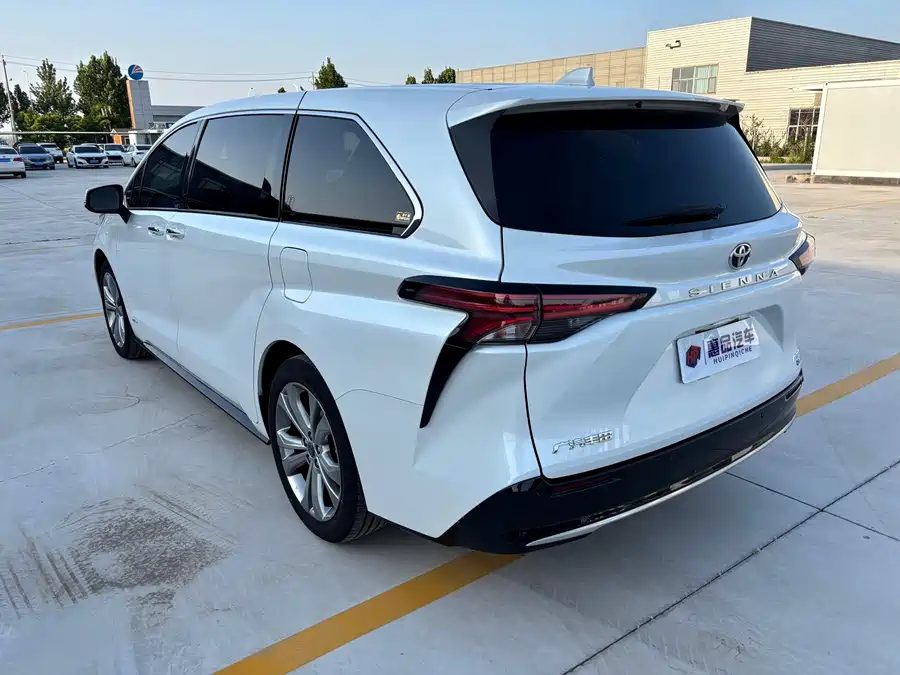 Toyota SIENNA