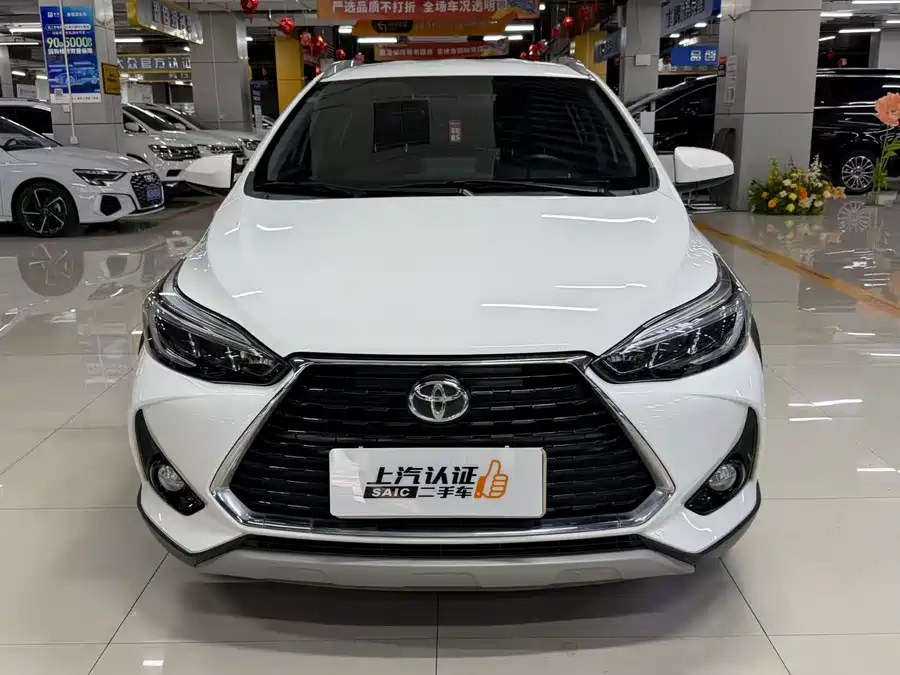 Toyota YARiS L