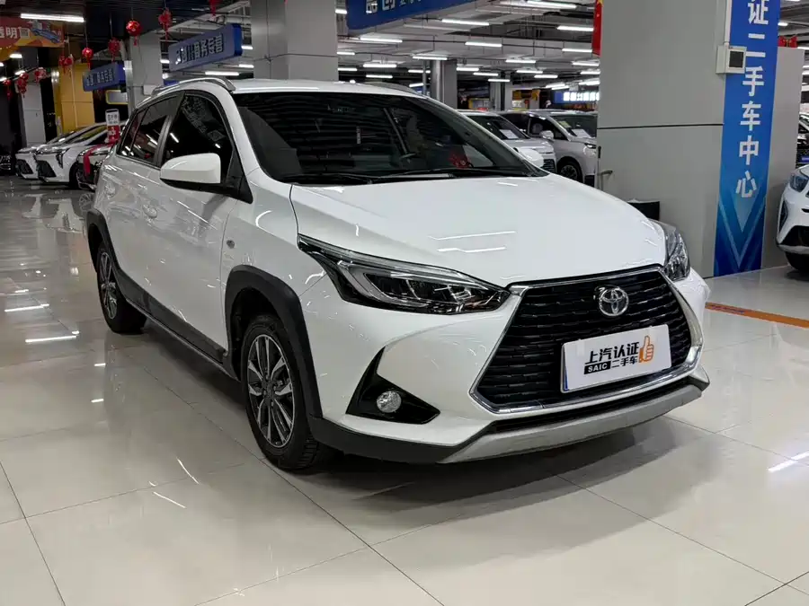 Toyota YARiS L