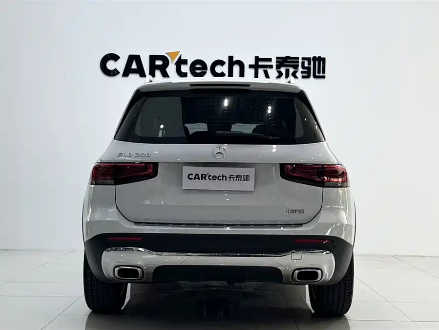 Mercedes Benz GLB