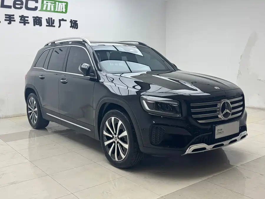 Mercedes Benz GLB