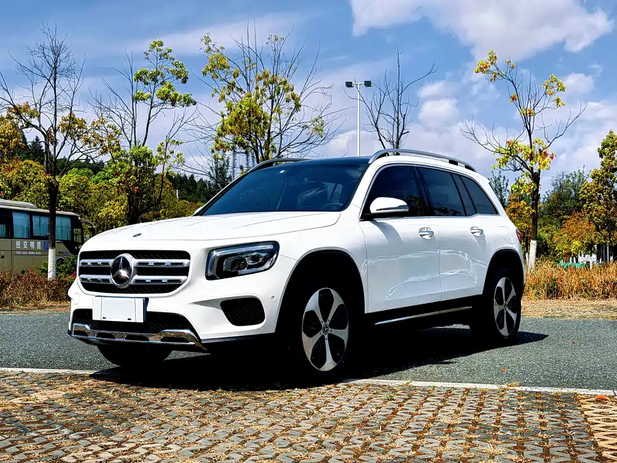 Mercedes Benz GLB