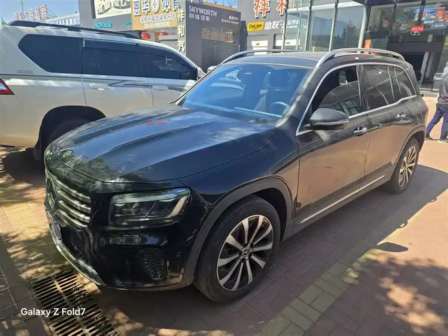 Mercedes Benz GLB