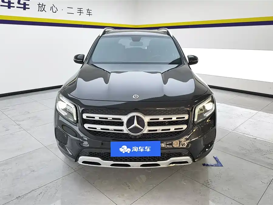 Mercedes Benz GLB