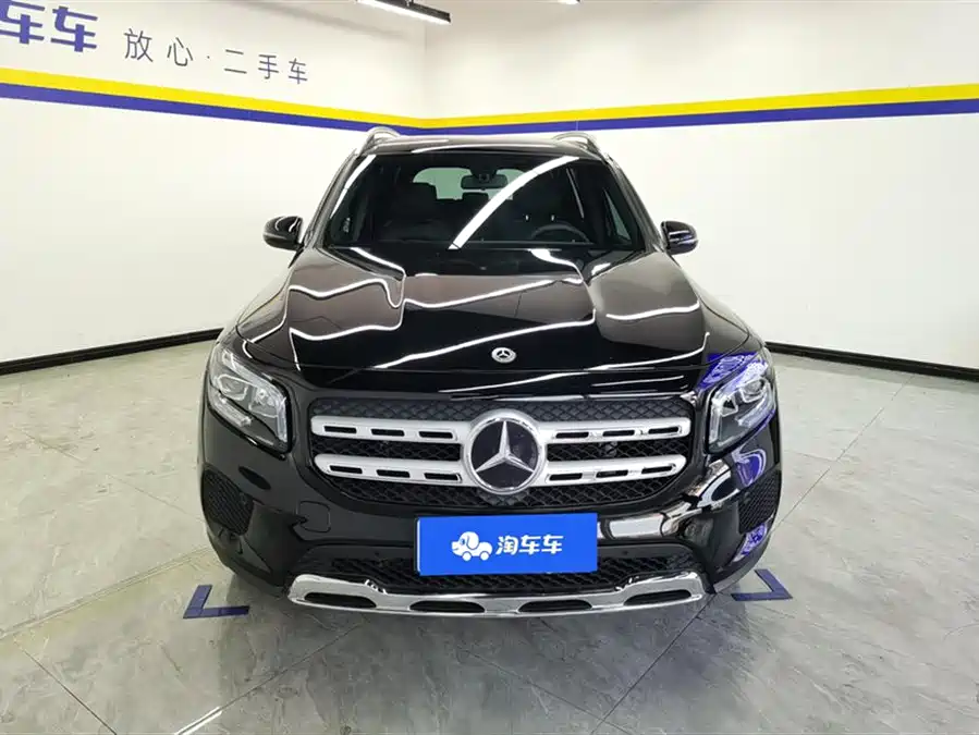 Mercedes Benz GLB