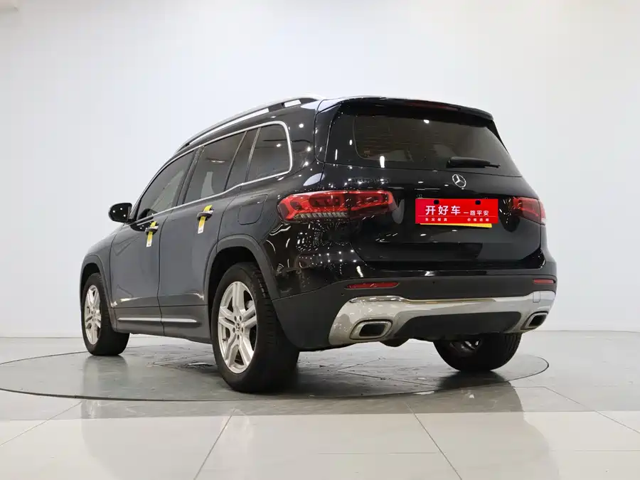 Mercedes Benz GLB