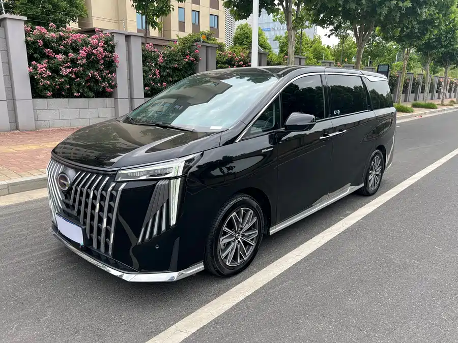 GAC Trumpchi M8