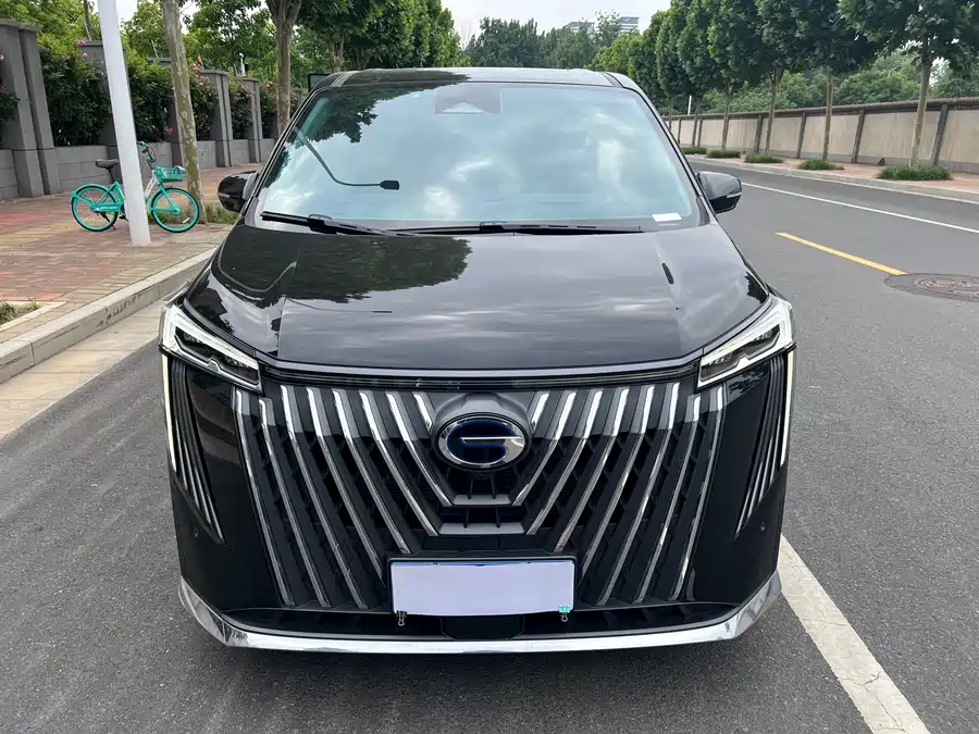 GAC Trumpchi M8