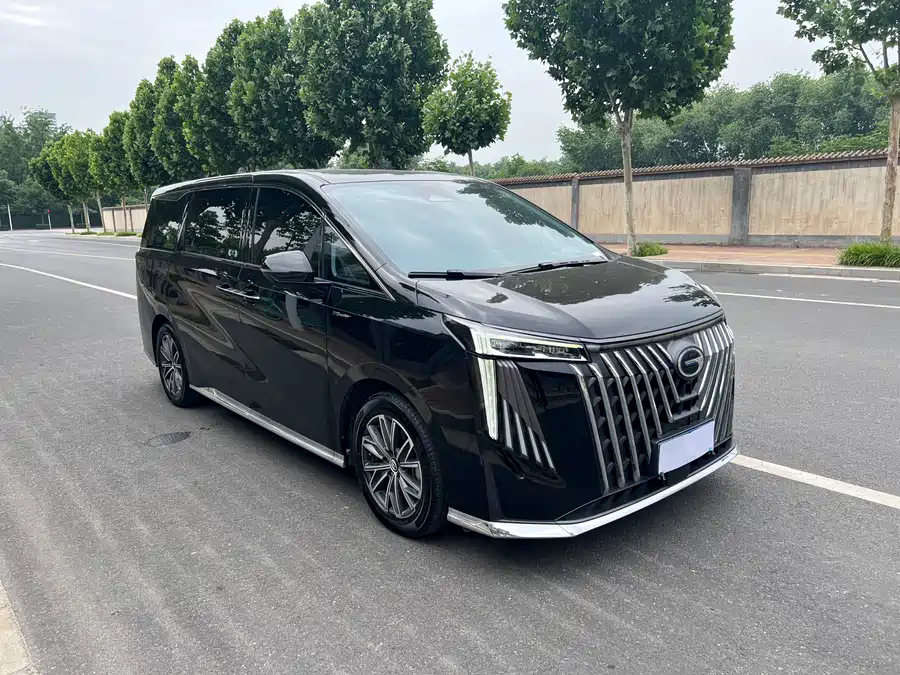 GAC Trumpchi M8