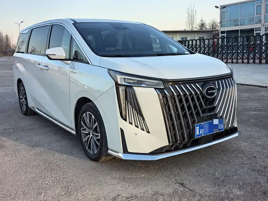 GAC Trumpchi M8