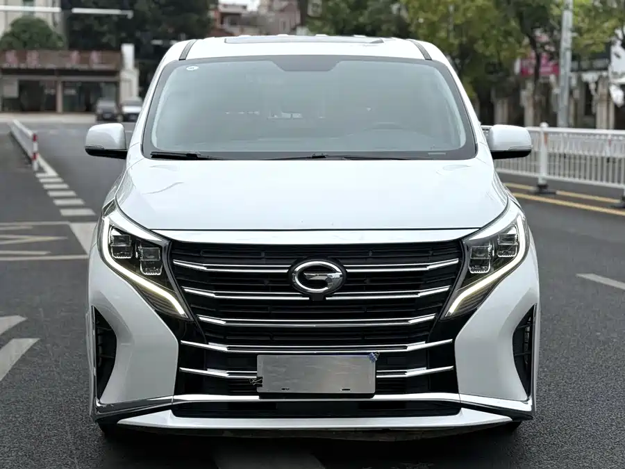 GAC Trumpchi M8