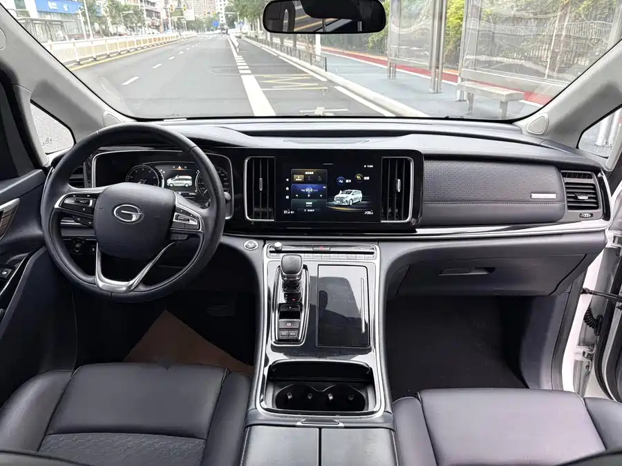 GAC Trumpchi M8