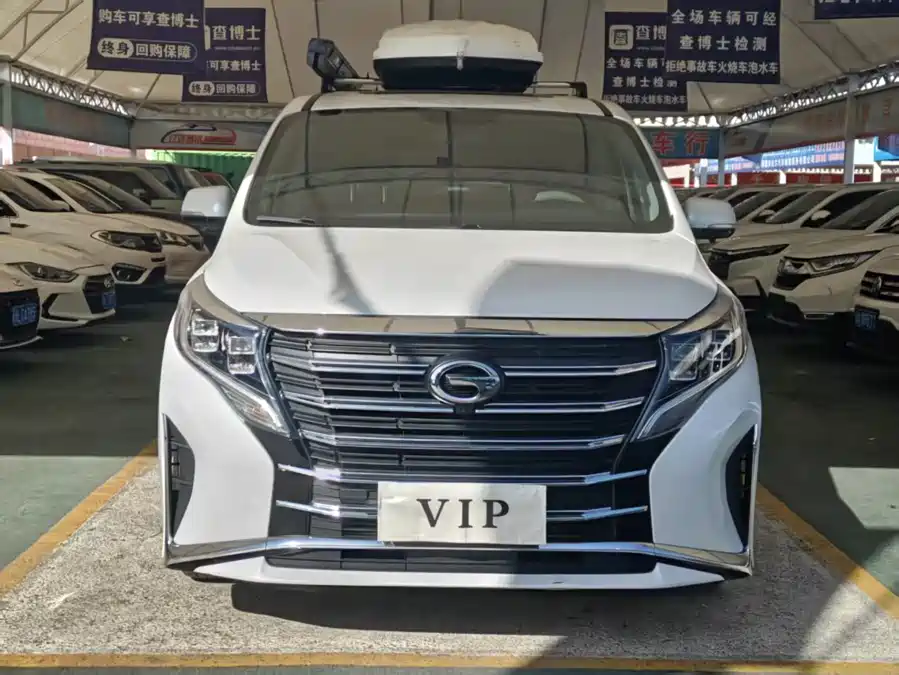 GAC Trumpchi M8