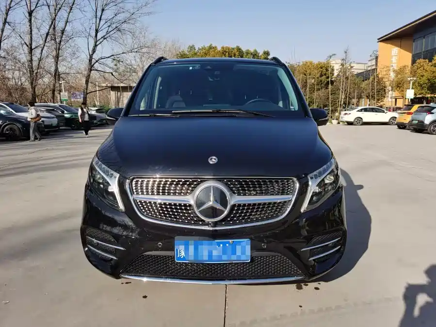 Mercedes Benz Class V